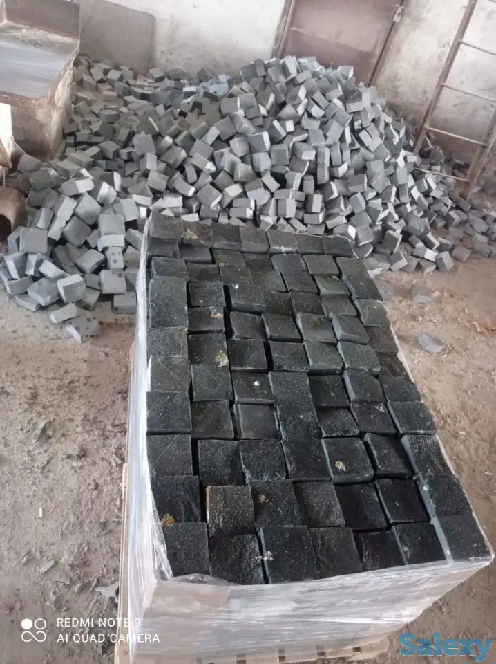 Брусчатка колото-пильная из гранита, фотография 1