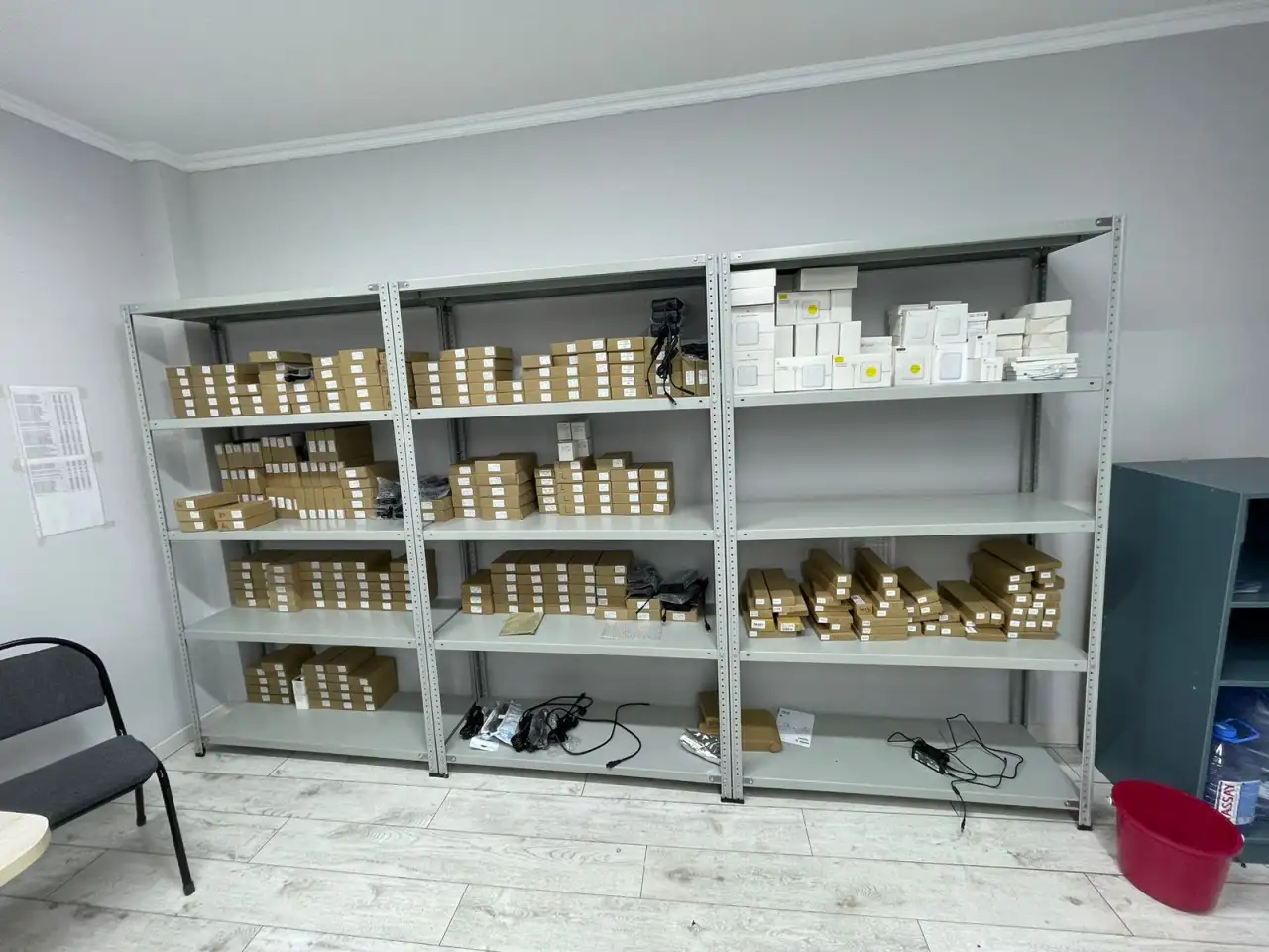 Продажа аккумуляторов и зарядок для ноутбуков, фотография 5