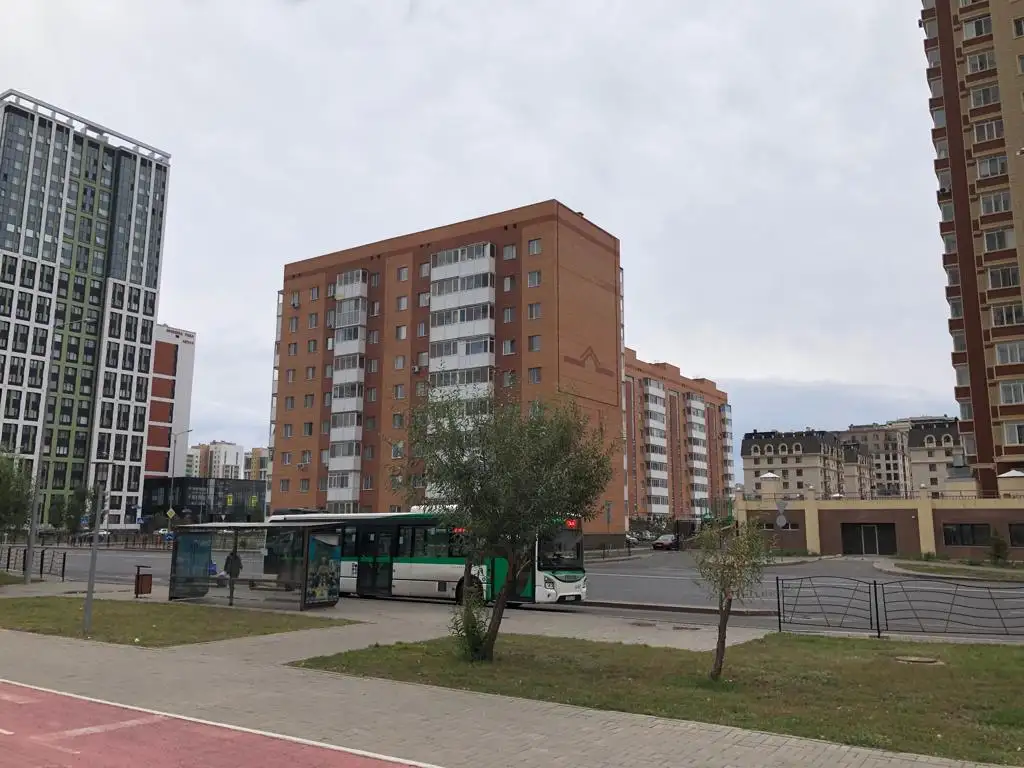 Продам 2-комн. квартиру, Сауран 20, фотография 10