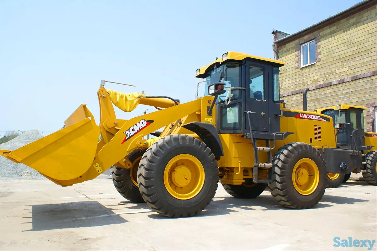 требуется водитель погрузчика кат и zl-50 вахта, фотография 1