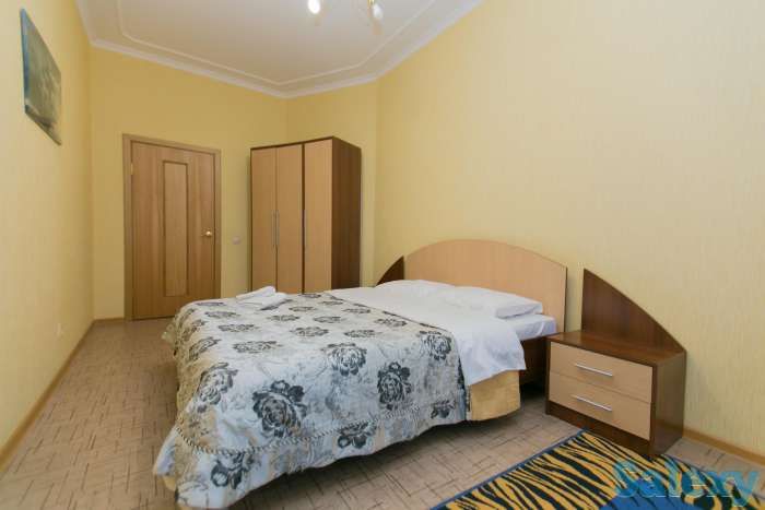 2х комнатная посуточно ул Туркестан 2, фотография 3