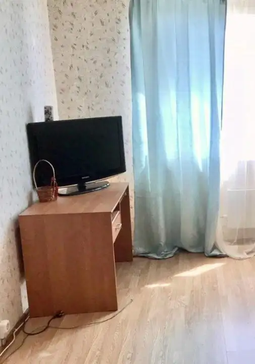 Сдаю в аренду долгосрочно 1 комнатную, Кошкарбаева 661, фотография 2