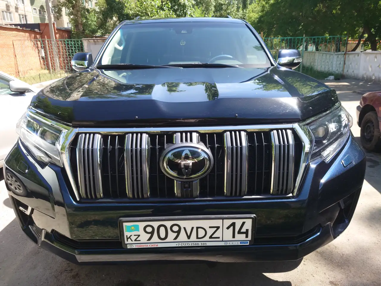 Продается Toyota Land Cruiser Prado 150, фотография 1