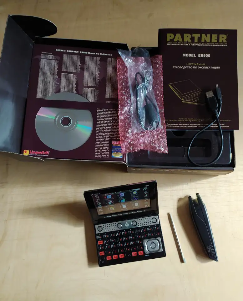 Продам говорящий переводчик Ectaco Partner ER900, фотография 1