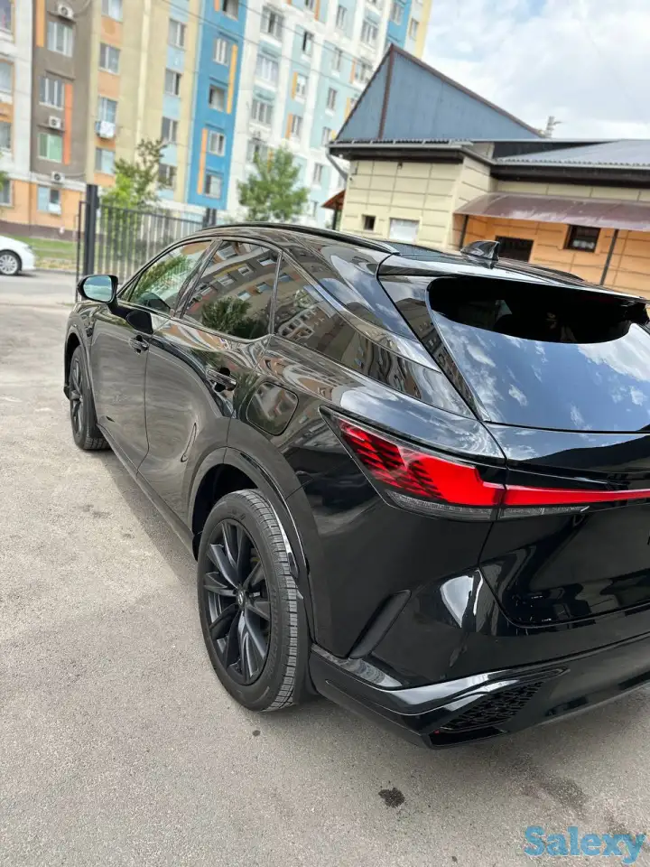 Lexus RX 500h AWD Dual-motor, фотография 8