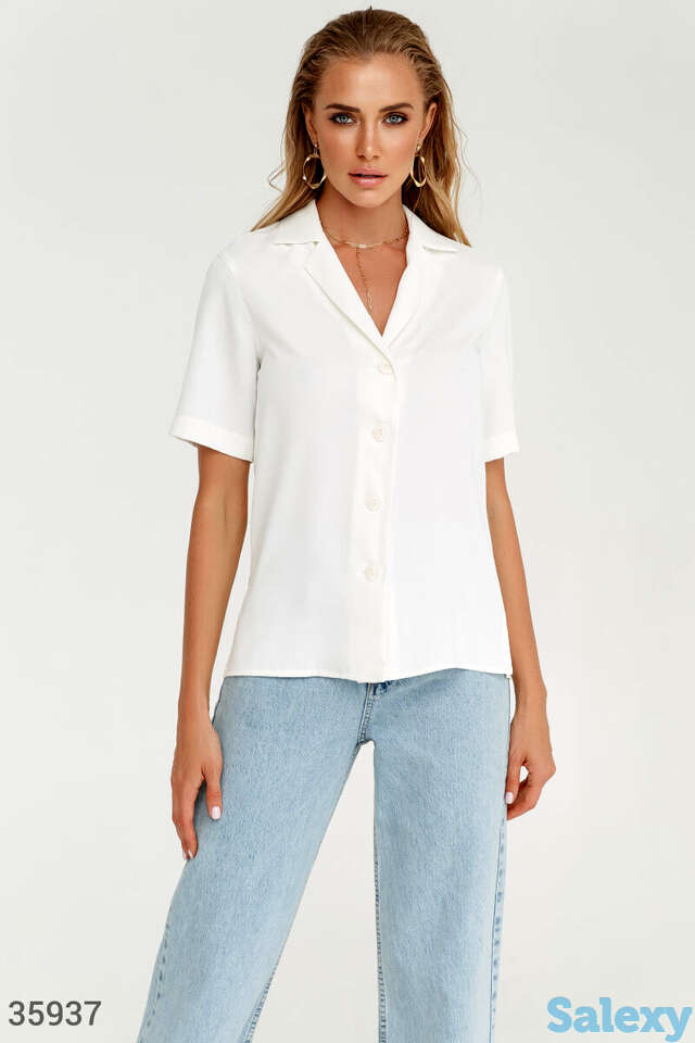 Легкая блуза с отложным воротником, фотография 1