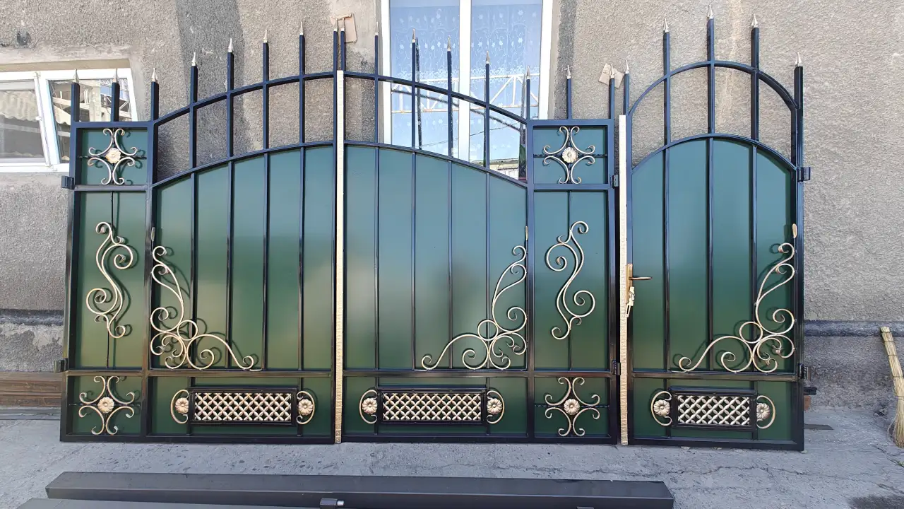 Ворота распашные, фотография 1