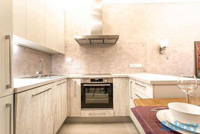 Комфортные апартаменты в центре города, Ул. Навои 9/1, фотография 3