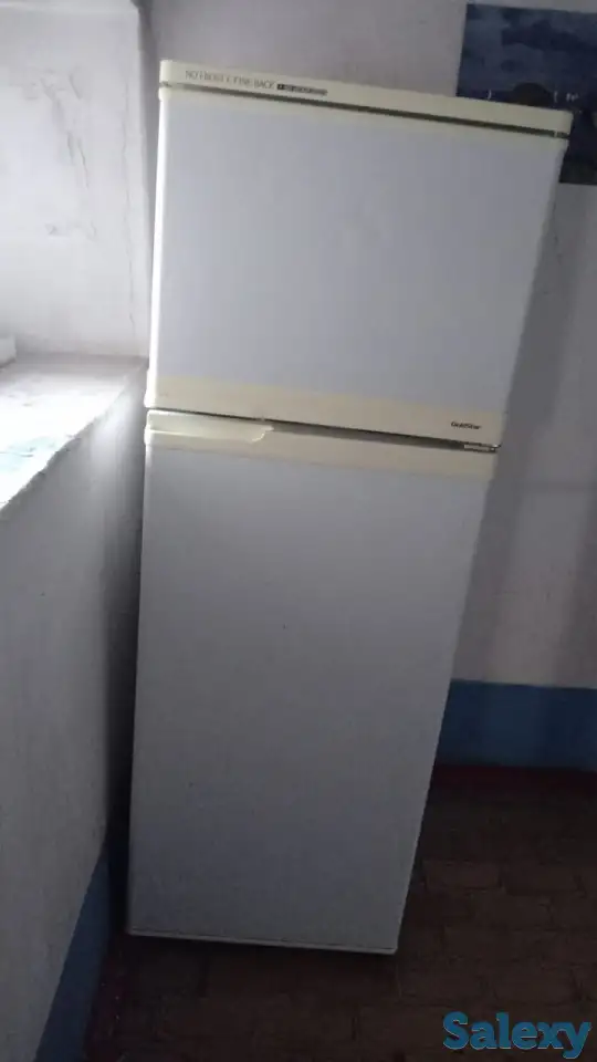 Продам б/у холодильник и газ плиту , всё работает. За все 7000, фотография 2