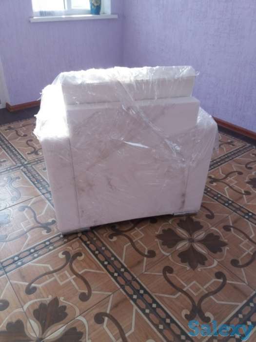 Белоснежный кресло диван, фотография 4