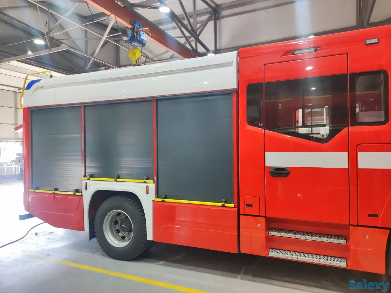 Пожарная автоцистерна на шасси Hongyan АЦ-5,0-40/4 (4X2), фотография 4