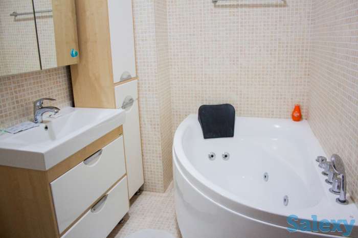 3 х квартира левый берег посуточно, Кунаева 12/2, фотография 8