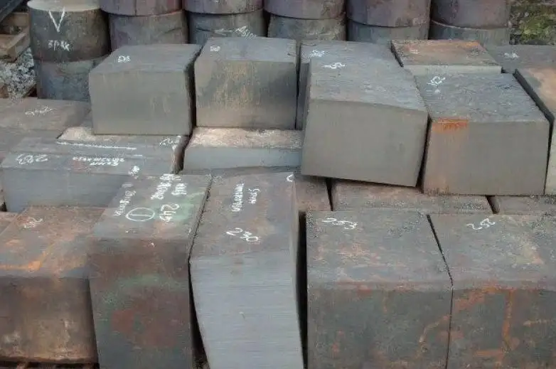 Поковки из квадратных заготовок масса 1.8 кг, Марка: 45; 38ХМ..., Форма: прямоугольная..., Размер 1: 2-1100 мм, фотография 1