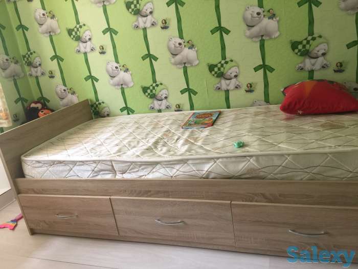 Односпальная кровать, фотография 1