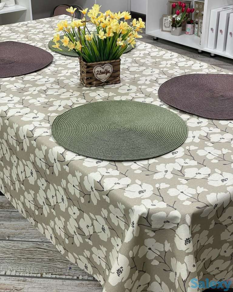 Шикарная итальянская скатерть Lucia Forino ширина 140 см, фотография 1