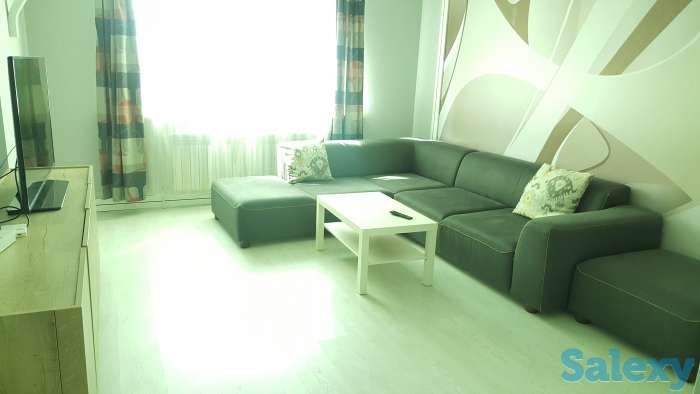 Продам угловой диван буквой L с пуфом и столиком, фотография 3