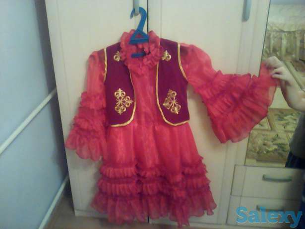 Праздничное национальное платье с головным убором., фотография 1