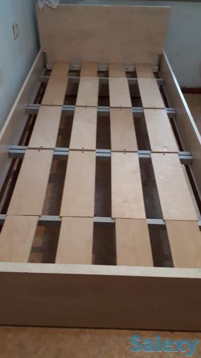 Кровать, фотография 1