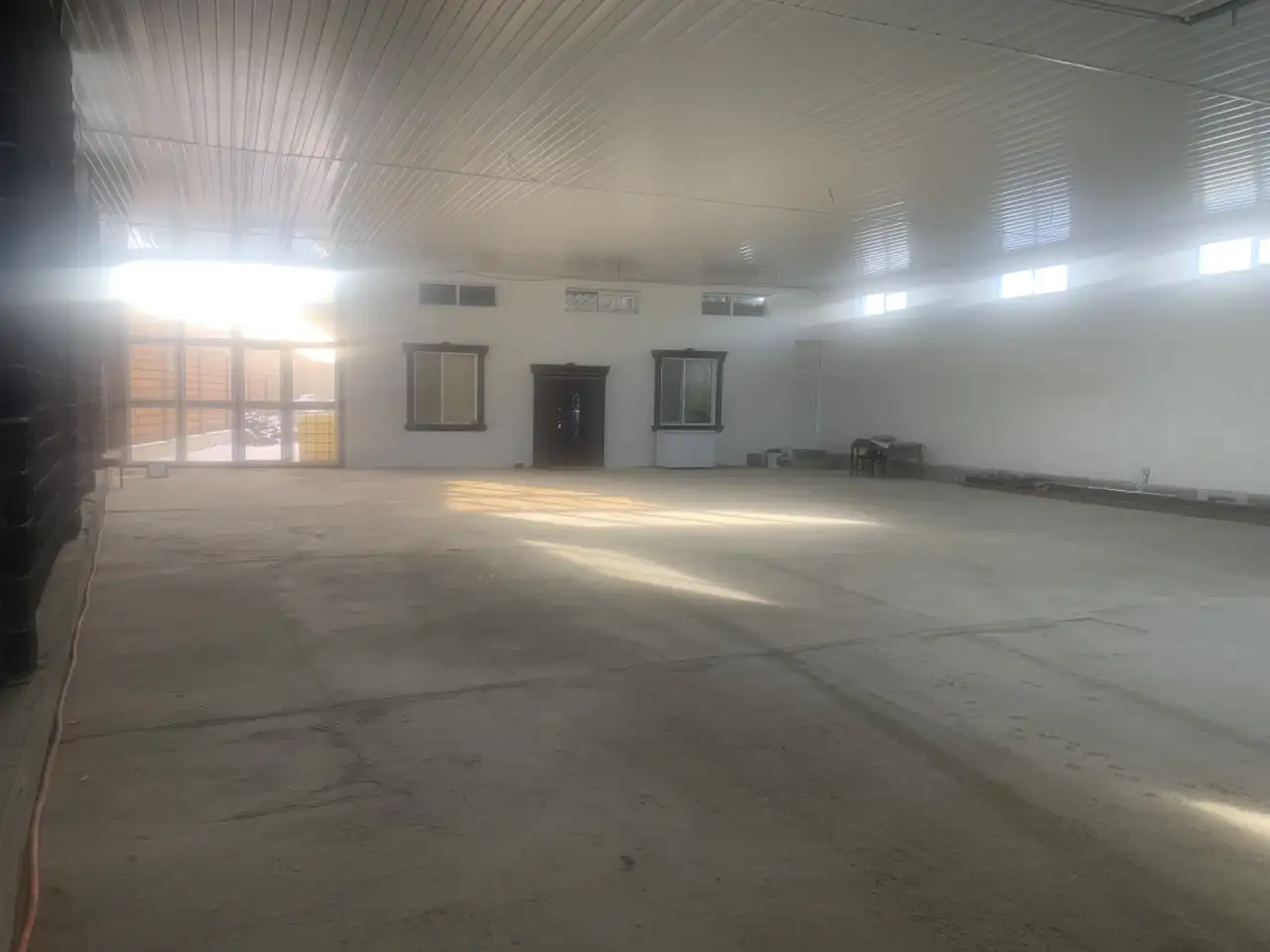 Сдается помощение 400кв2, Жибек жилы 52, фотография 3