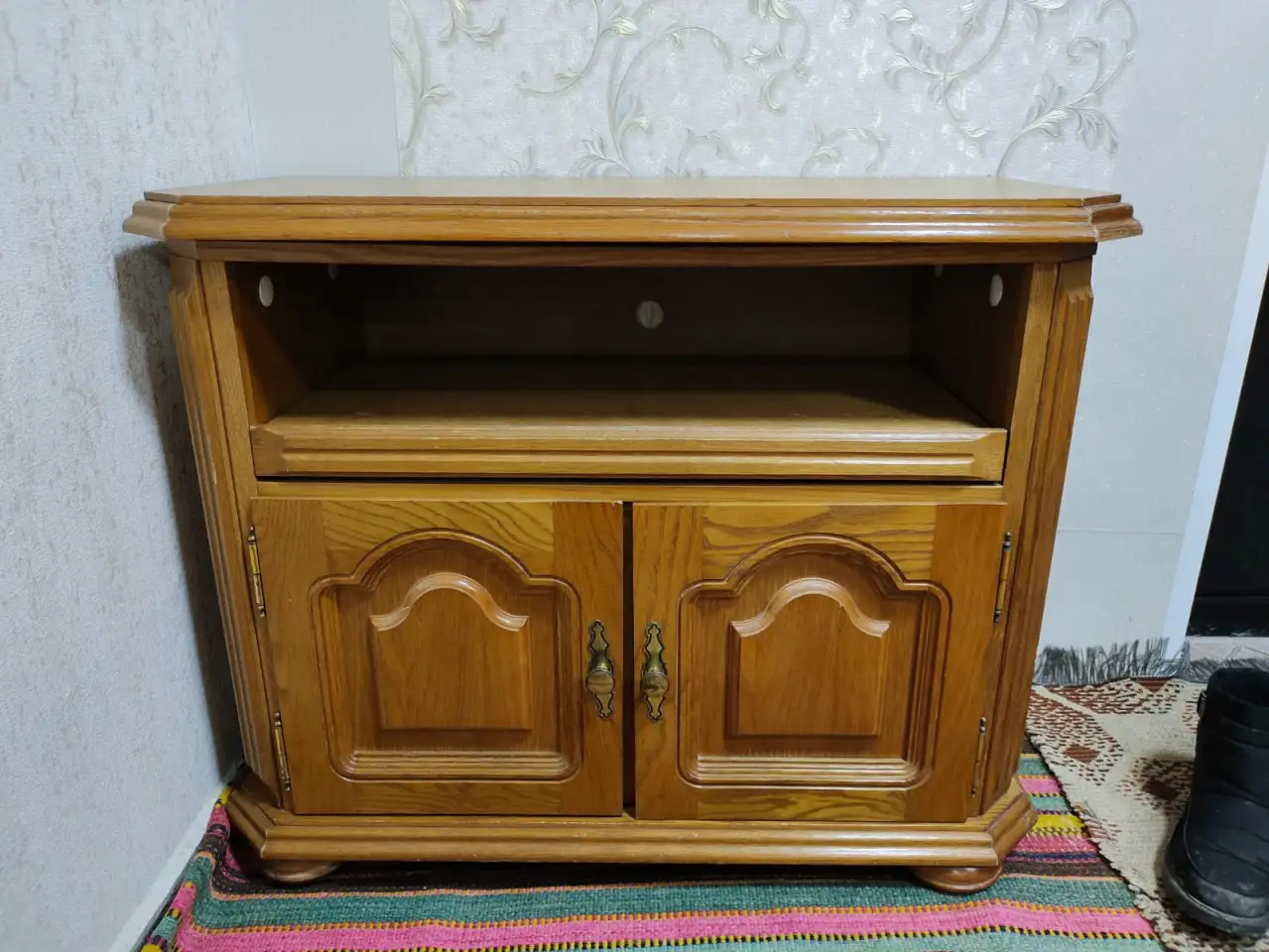 Продаем раздвижной стол производства Беларуси и стульями сделанными под заказ, фотография 4