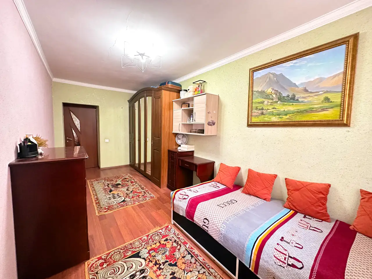 2-комнатная квартира, 45 м, 33 этаж, Панфилова 197  Аль-Фараби, фотография 1