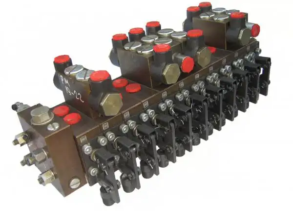 Гидрораспределитель в продаже, фотография 1