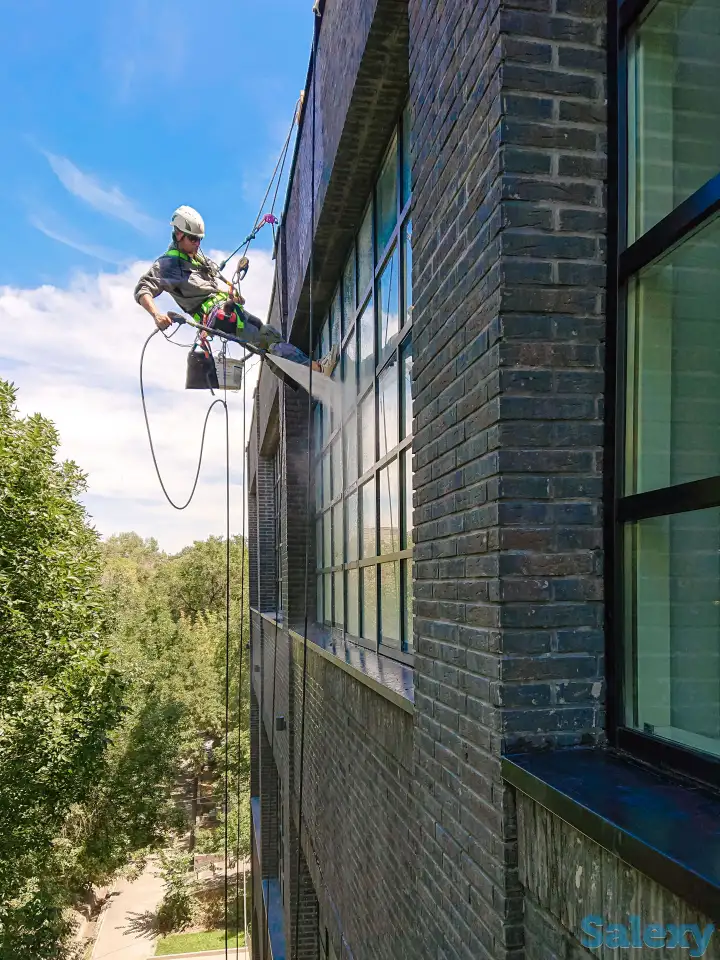 Мойка фасада аппаратом высокого давления / Очистка фасада / Высотные работы / Промышленный альпинизм / Альпинисты, фотография 3