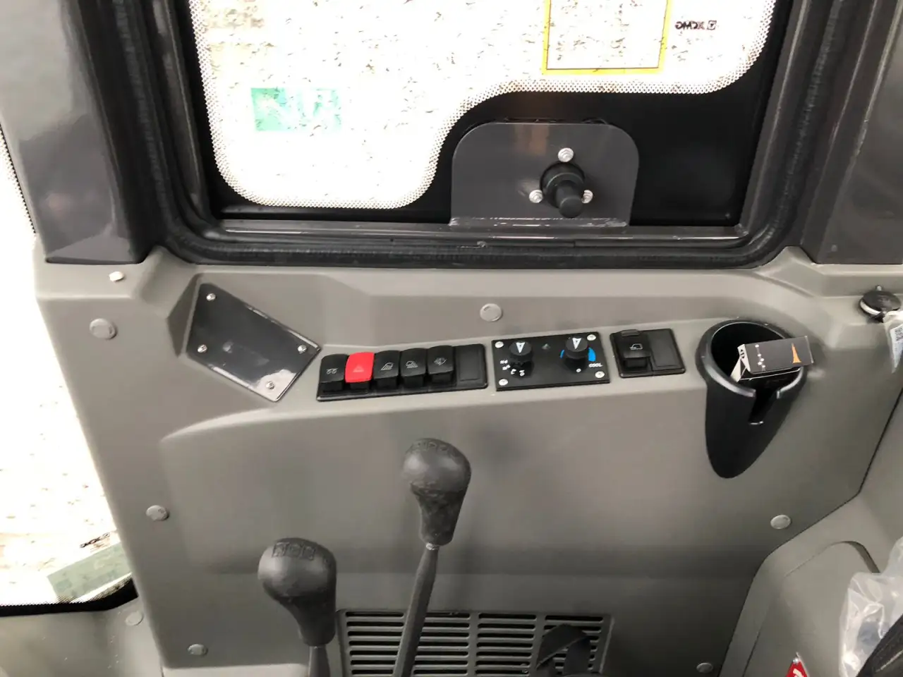 Продам фронтальный погрузчик XCMG LW300FN: 1.8 куба. РЫЧАГ..., фотография 3