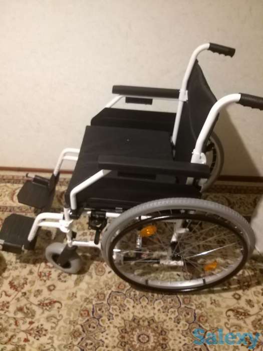 Инвалидная коляска, фотография 1