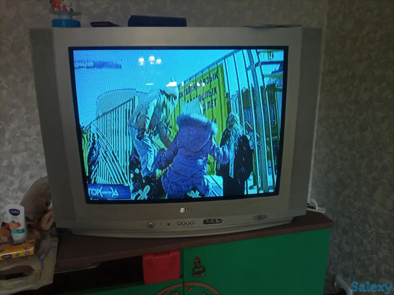 Продаю телевизор б/у LG, фотография 1