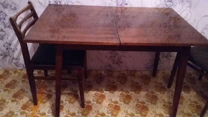 стол, фотография 1