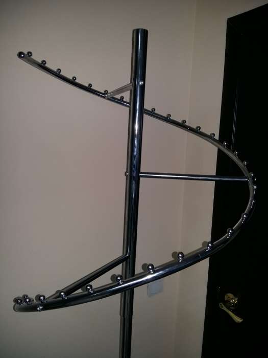 Стойка для одежды 