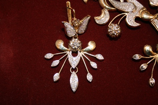 Бриллиантовый гарнитур, фотография 3