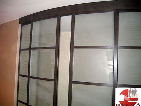 Радиусные шкафы купе и комнатные перегородки, фотография 1