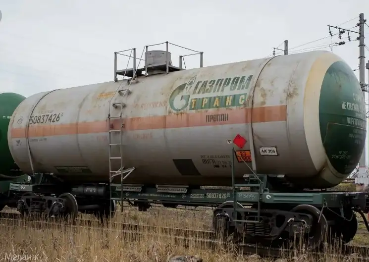 Газовая жд цистерна СУГ, фотография 1