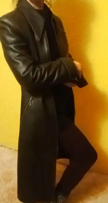 Кардиган и кожаный натуральный плащ, фотография 3