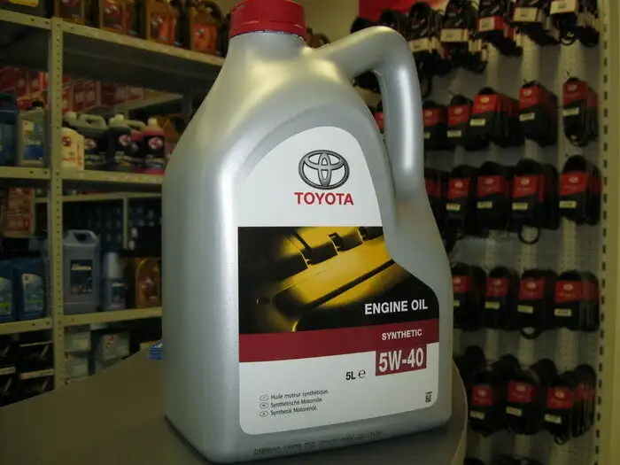 Продажа оригинальных моторных масел, фотография 1