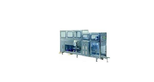 Оборудование по очистке и розливу  питьевой воды, фотография 1