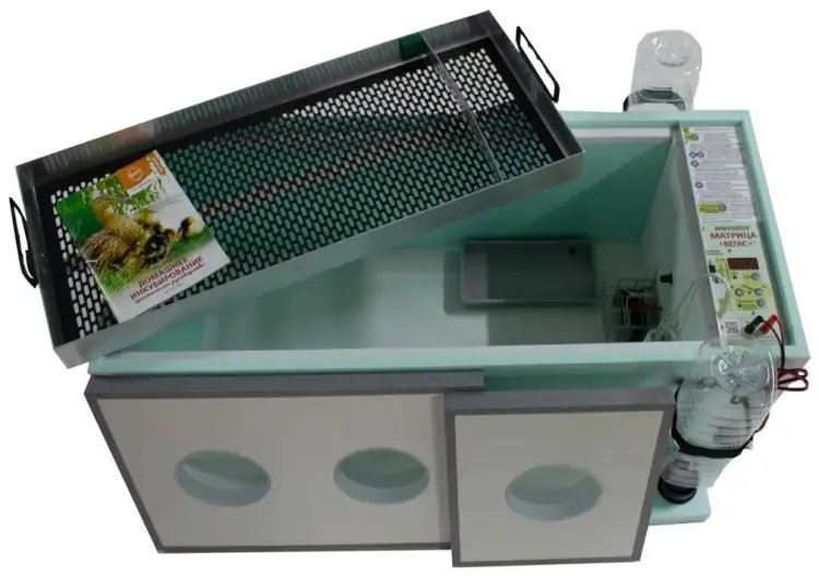 Продам Блиц Матрица Вегас инкубатор, вместимость: 90 шт, фотография 2