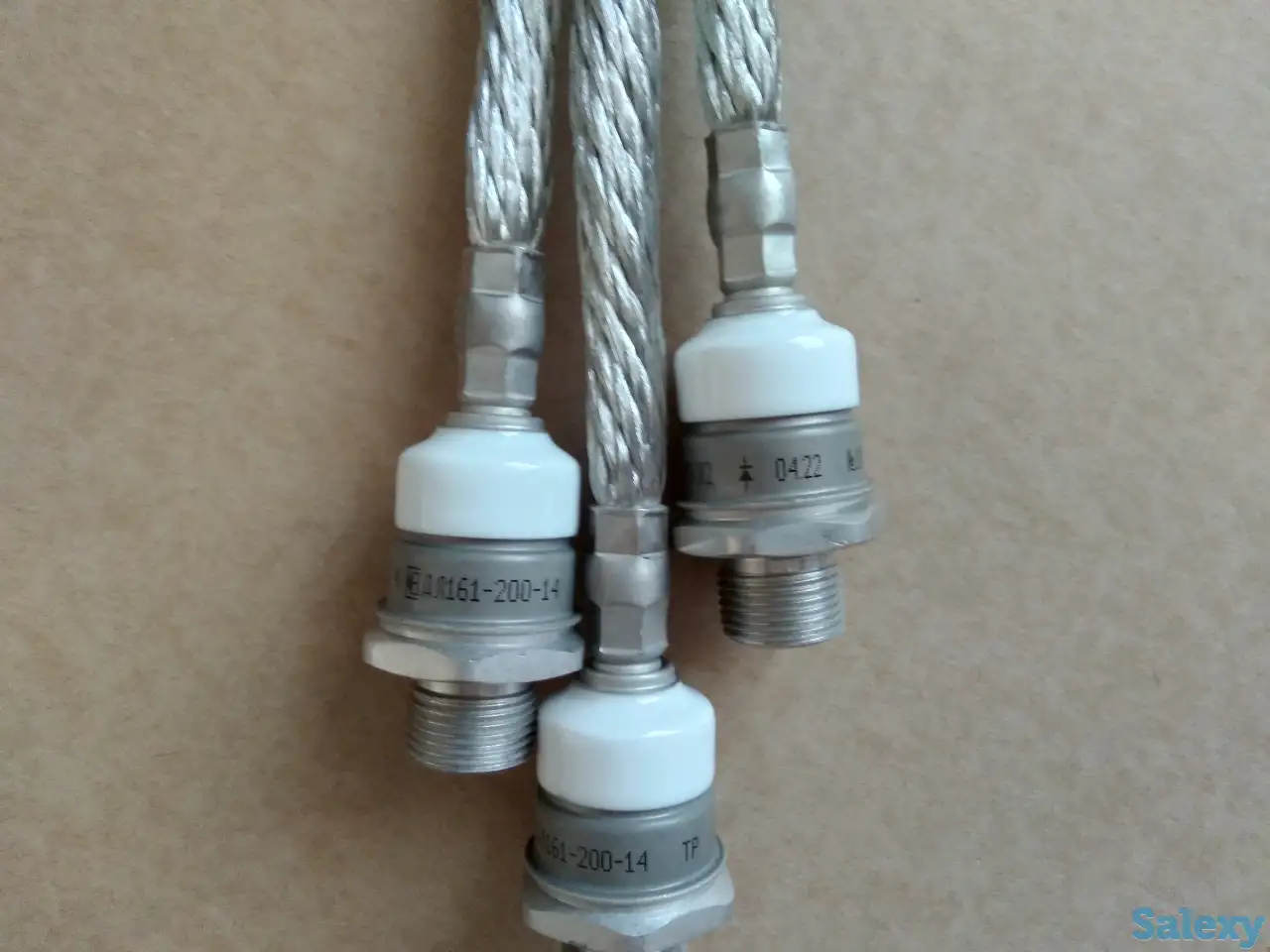 Продам диод силовой ДЛ161-200, фотография 1