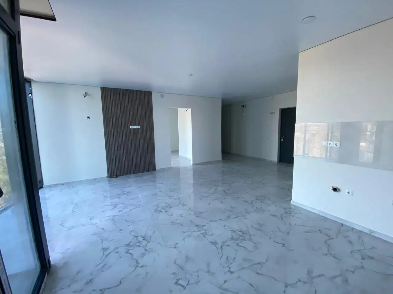 Продается Квартира 50 метров до моря в элитном комплексе. Цена СНИЖЕНА Батуми., фотография 4