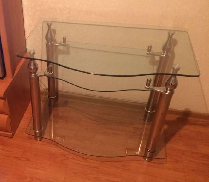 Продам стеклянный стол для телевизора , фотография 1