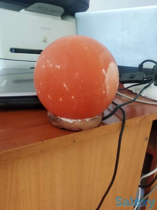 Солевая лампа в виде шара, фотография 2