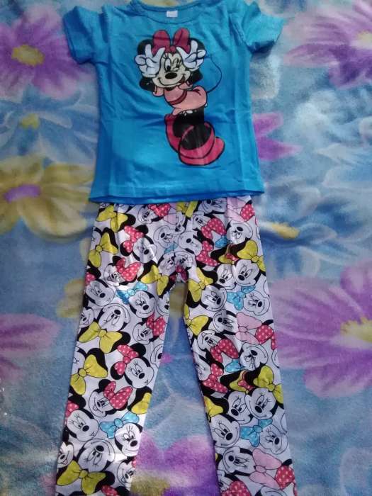 Продам костюм на 4года, фотография 1