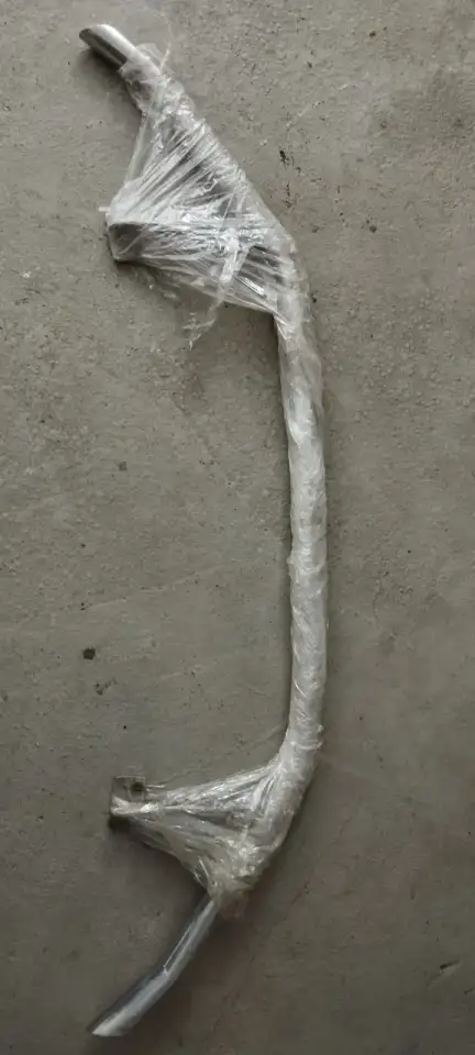 Защита переднего бампера d42 НА Vesta SW Cross, фотография 1