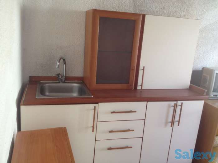 Кухонная мебель + телевизор, фотография 2