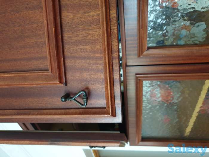 Продаю сервант, фотография 3