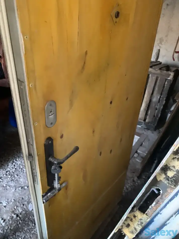 Продам дверь железную входную, фотография 1