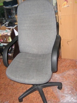 компьютер, монитор, стол, кресло, фотография 2