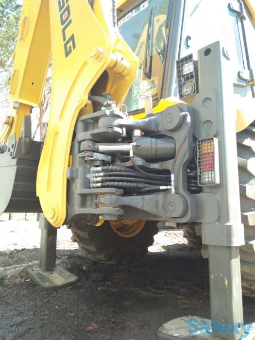 эксковатор погрузчик, фотография 5